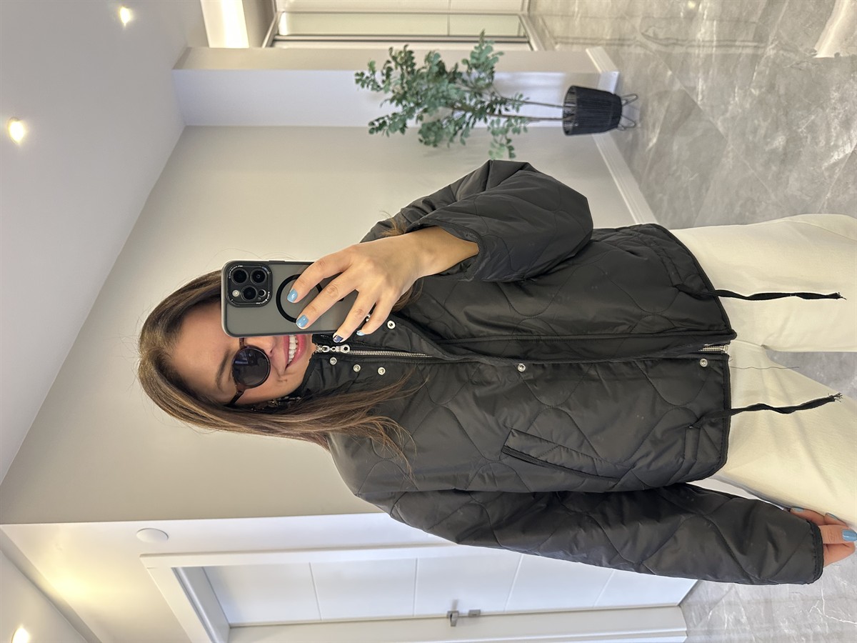 Dik Yaka Kapitone Mont - Siyah