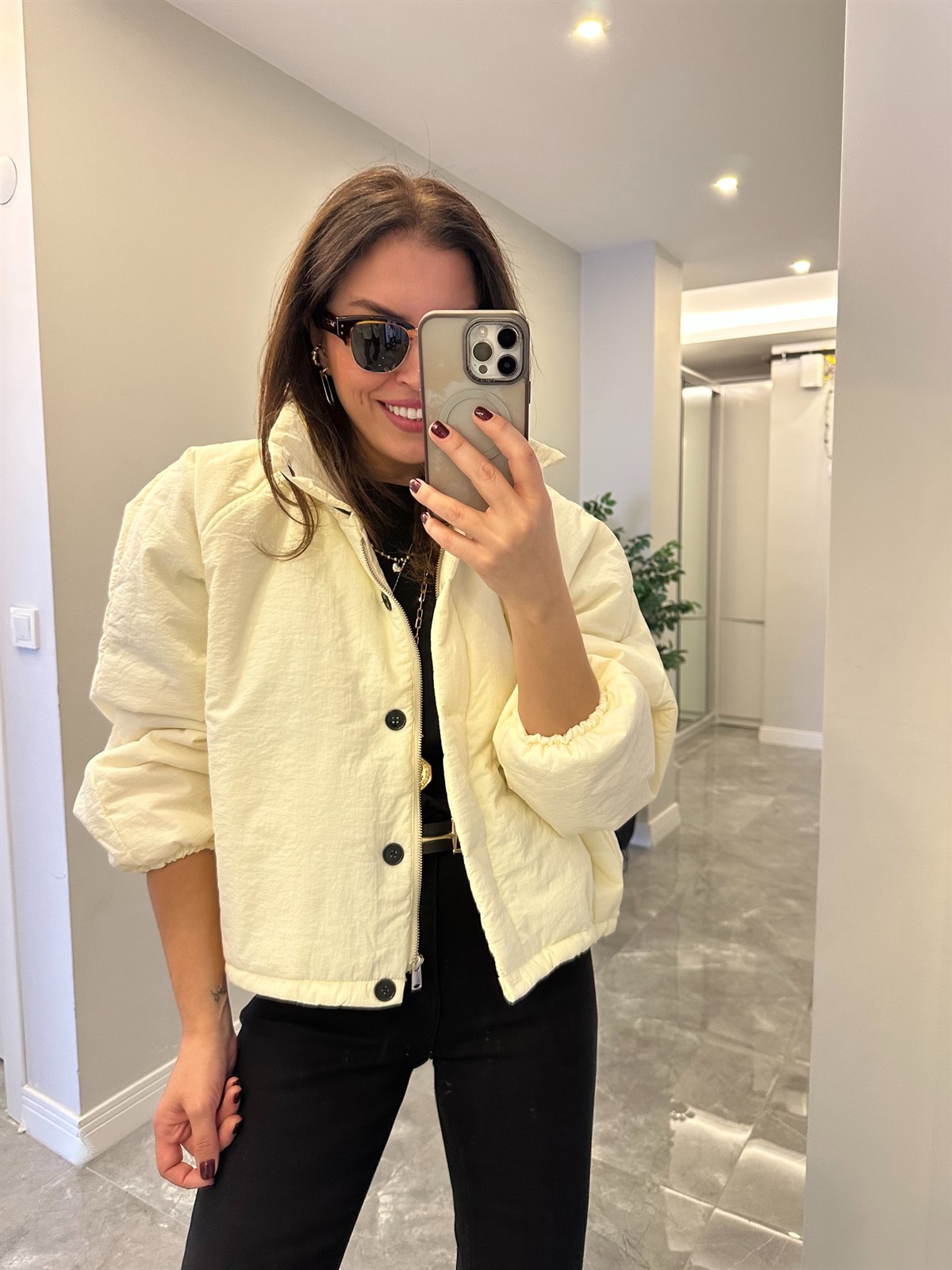 Dik Yaka Şişme Mont - Ekru