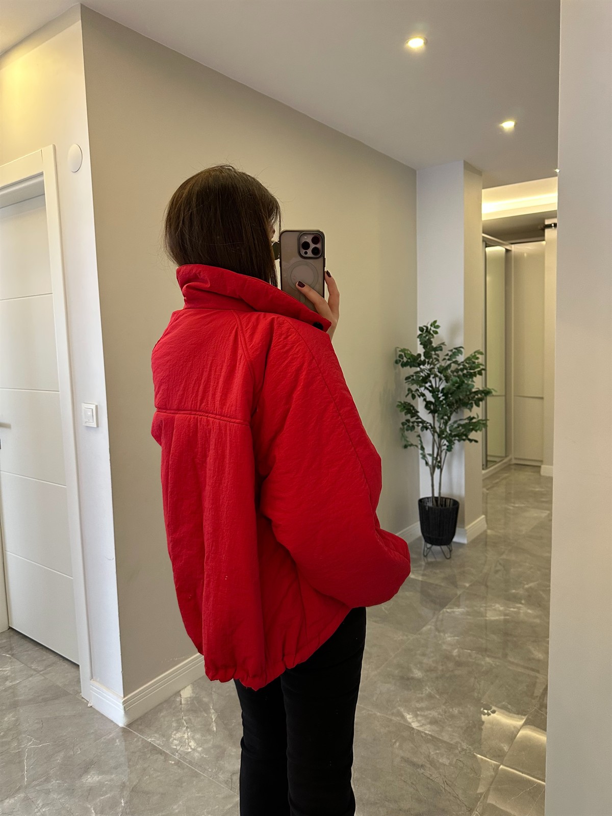 Dik Yaka Şişme Mont - Kırmızı