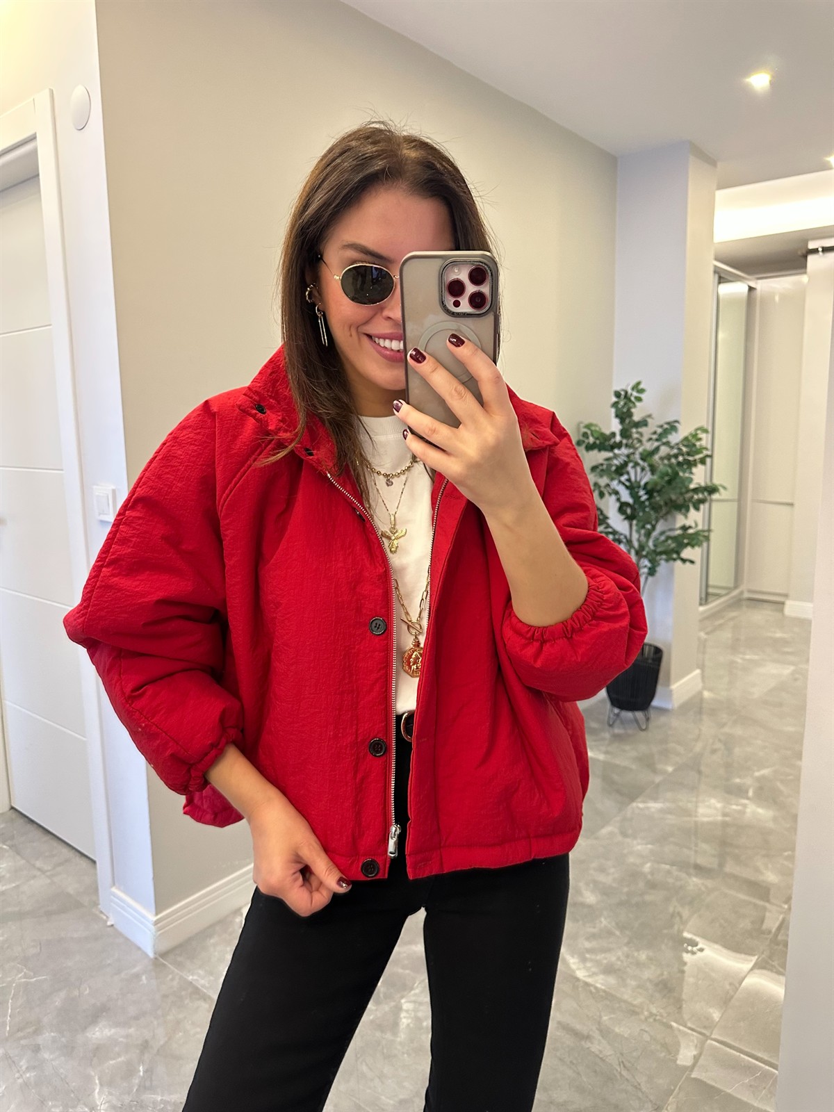 Dik Yaka Şişme Mont - Kırmızı