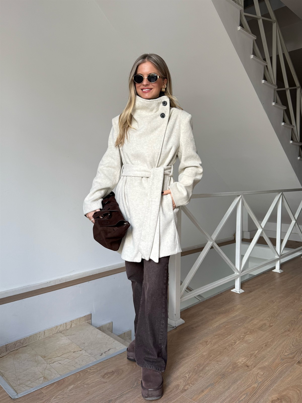 Dik Yaka Yünlü Kısa Kaban - Taş