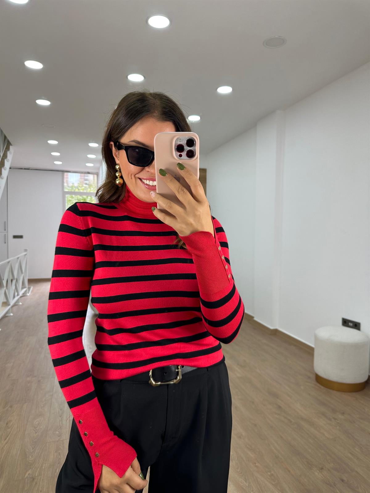 Dilvin Balıkçı Yaka Çizgili Droplu Kazak-Kırmızı