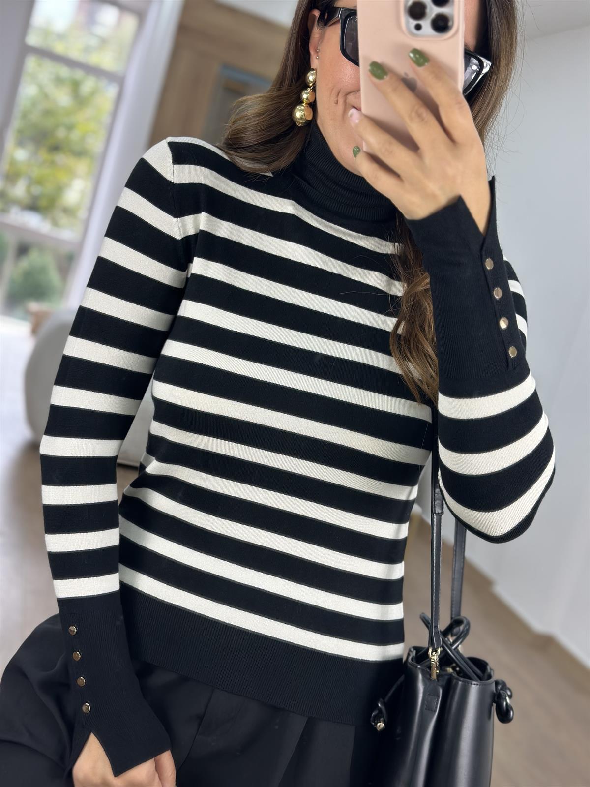 Dilvin Balıkçı Yaka Çizgili Droplu Kazak-Siyah