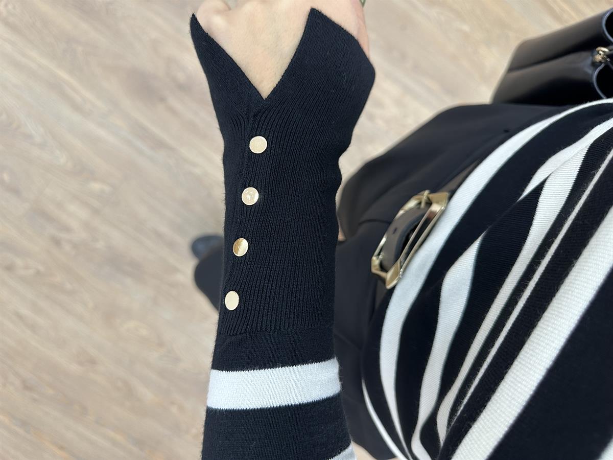 Dilvin Balıkçı Yaka Çizgili Droplu Kazak-Siyah