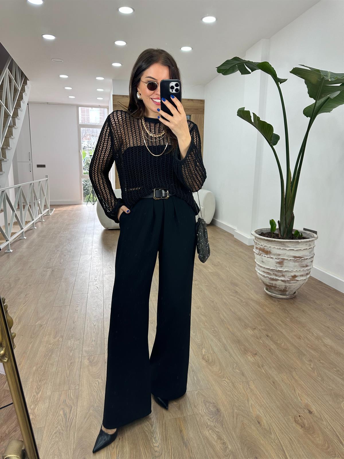 Dilvin Bisiklet Yaka Ajurlu Triko-Siyah