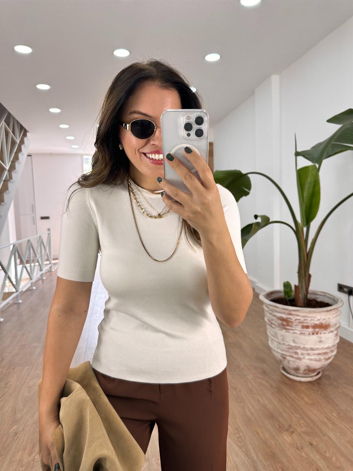 Dilvin Bisiklet Yaka Arkası Düğmeli Triko Ekru