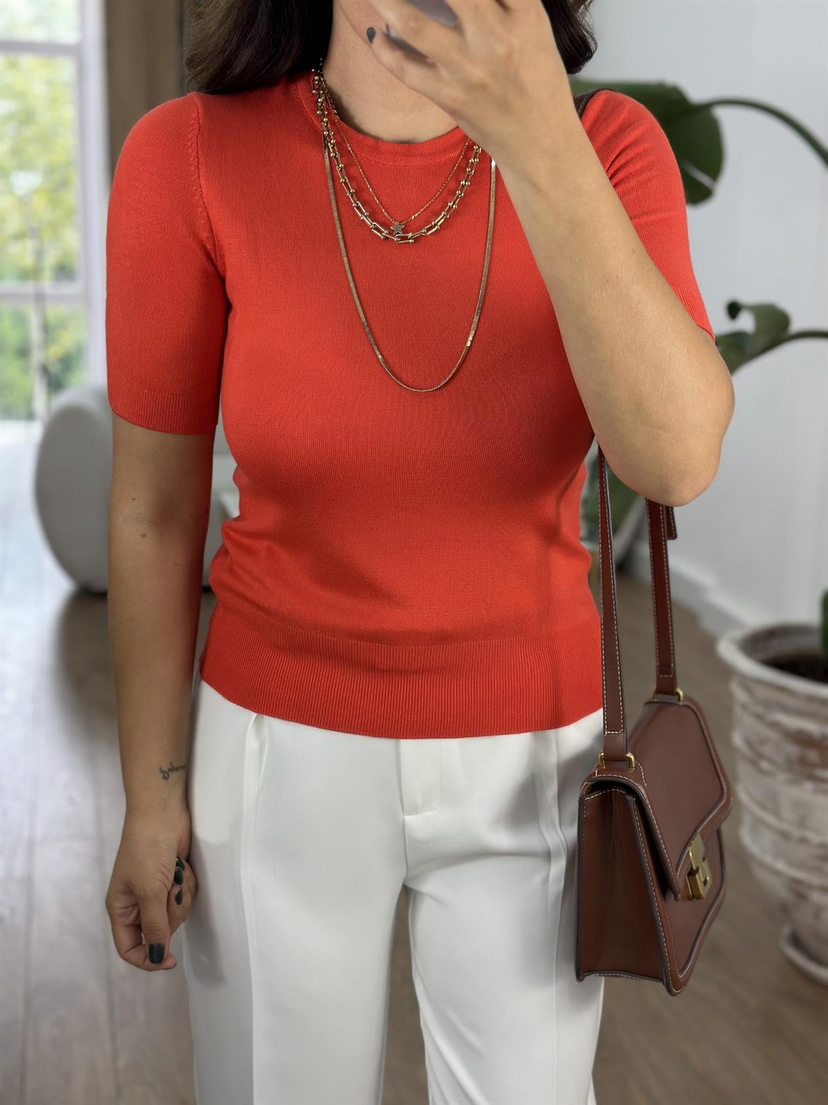 Dilvin Bisiklet Yaka Arkası Düğmeli Triko Kırmızı