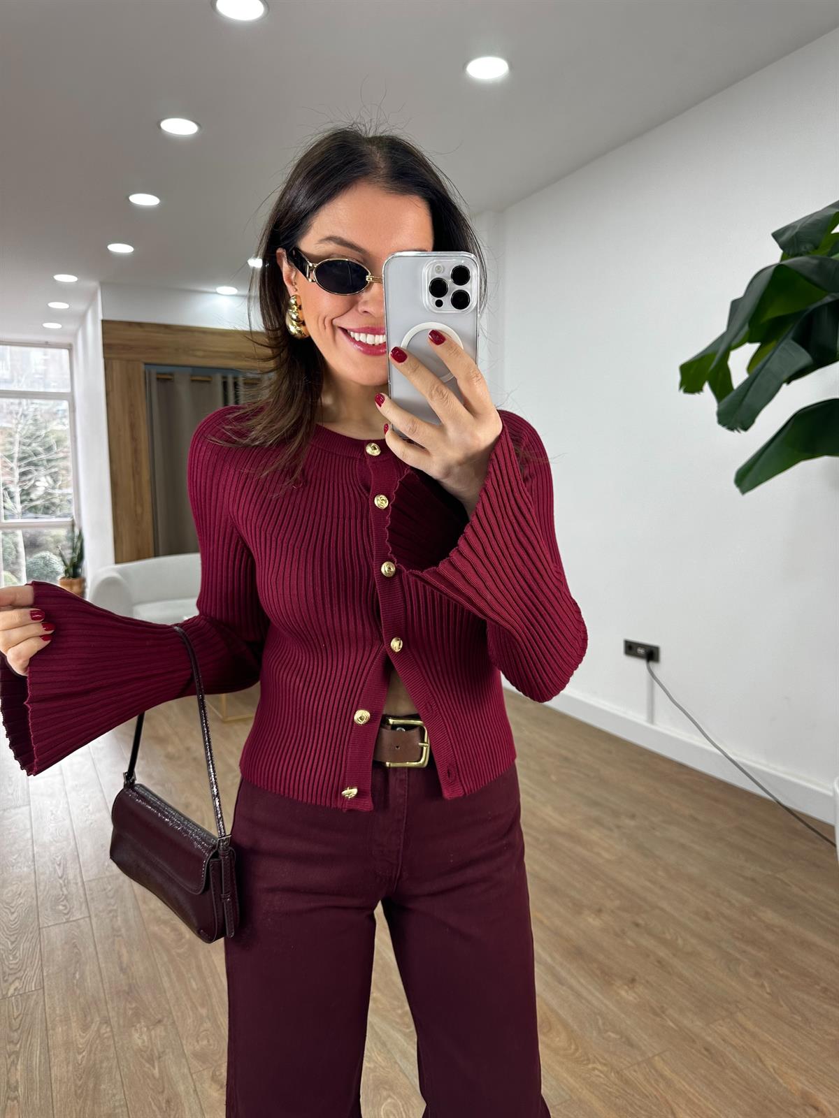 Dilvin Bisiklet Yaka Düğmeli İspanyol Kol Triko Hırka - Bordo