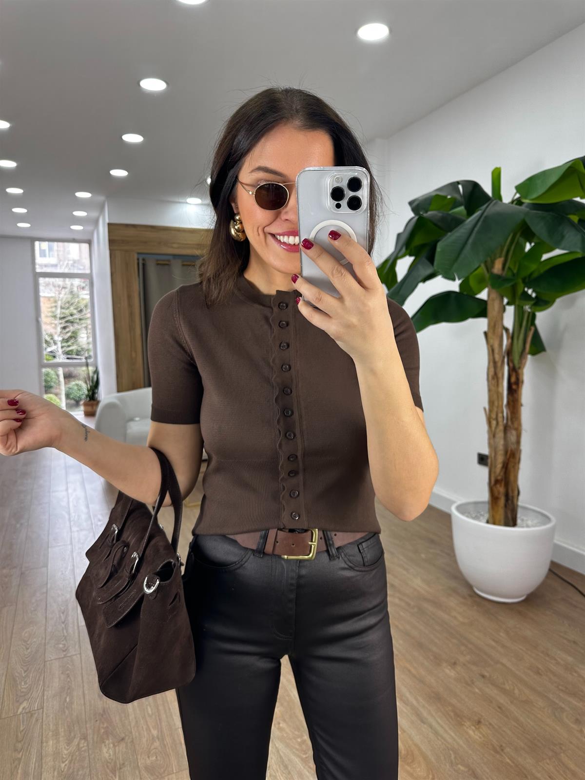 Dilvin Bisiklet Yaka Düğmeli Triko Hırka - Kahverengi