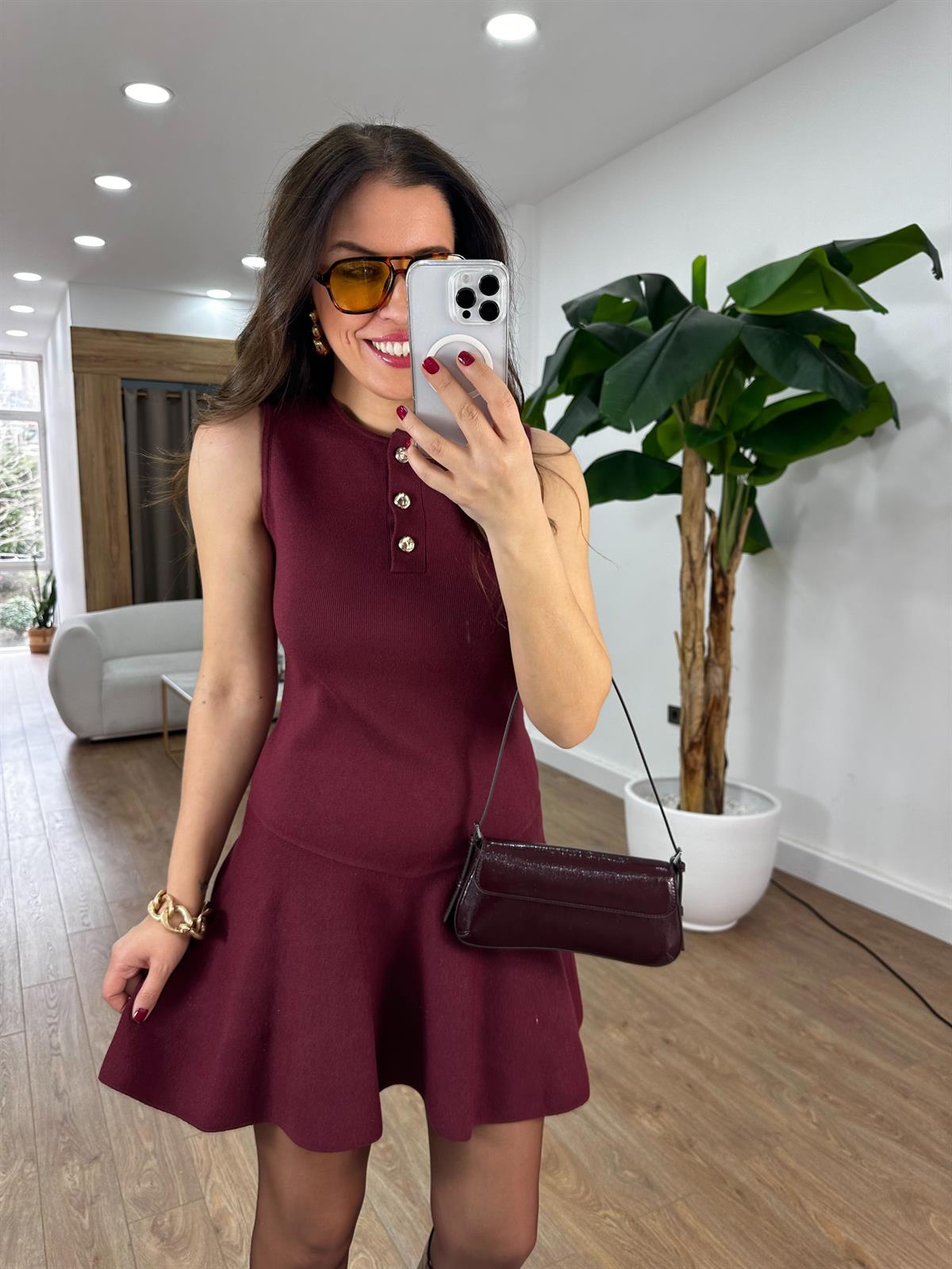 Dilvin Bisiklet Yaka Düğmeli Volanlı Triko Elbise - Bordo