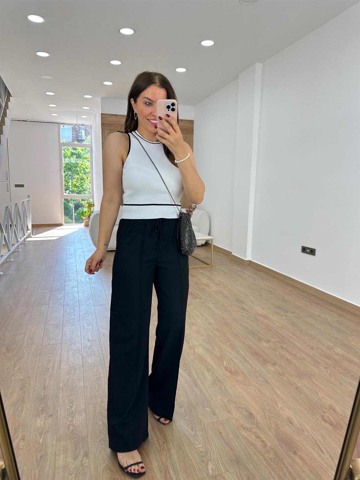 Dilvin Bisiklet Yaka Fitilli Triko-Beyaz