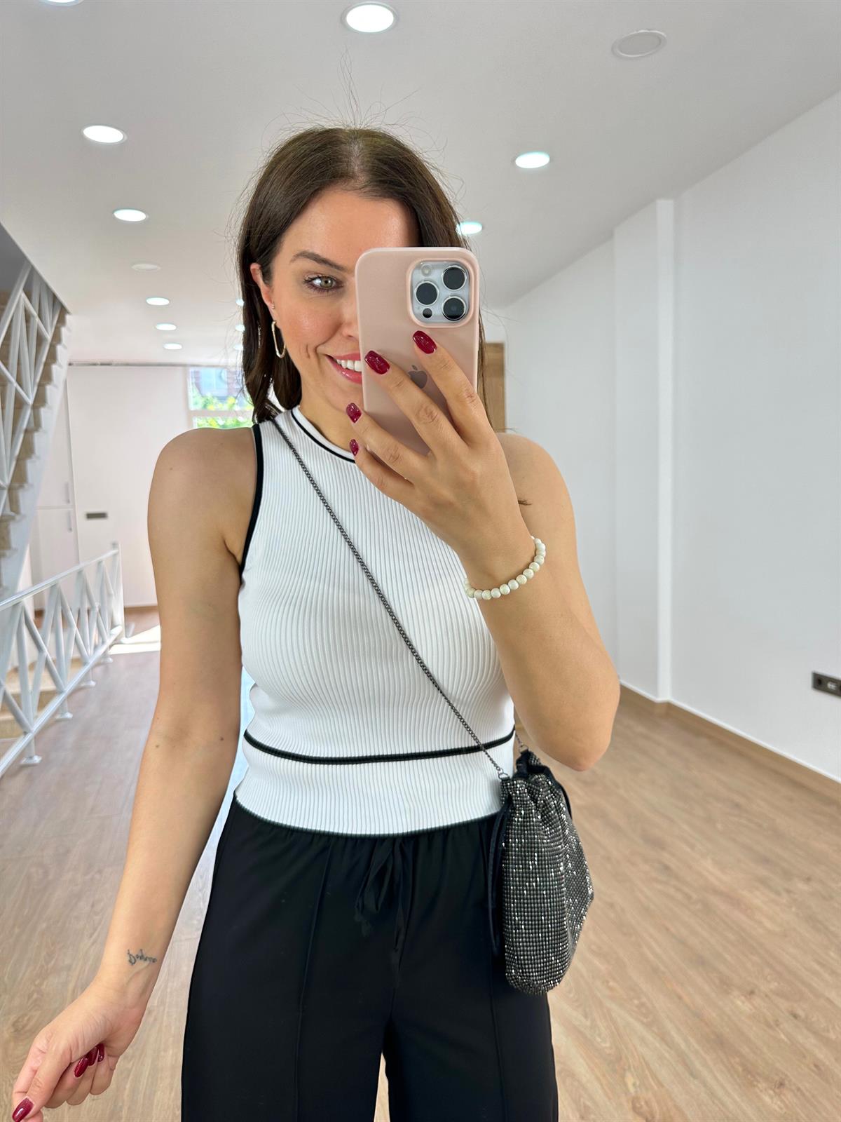 Dilvin Bisiklet Yaka Fitilli Triko-Beyaz