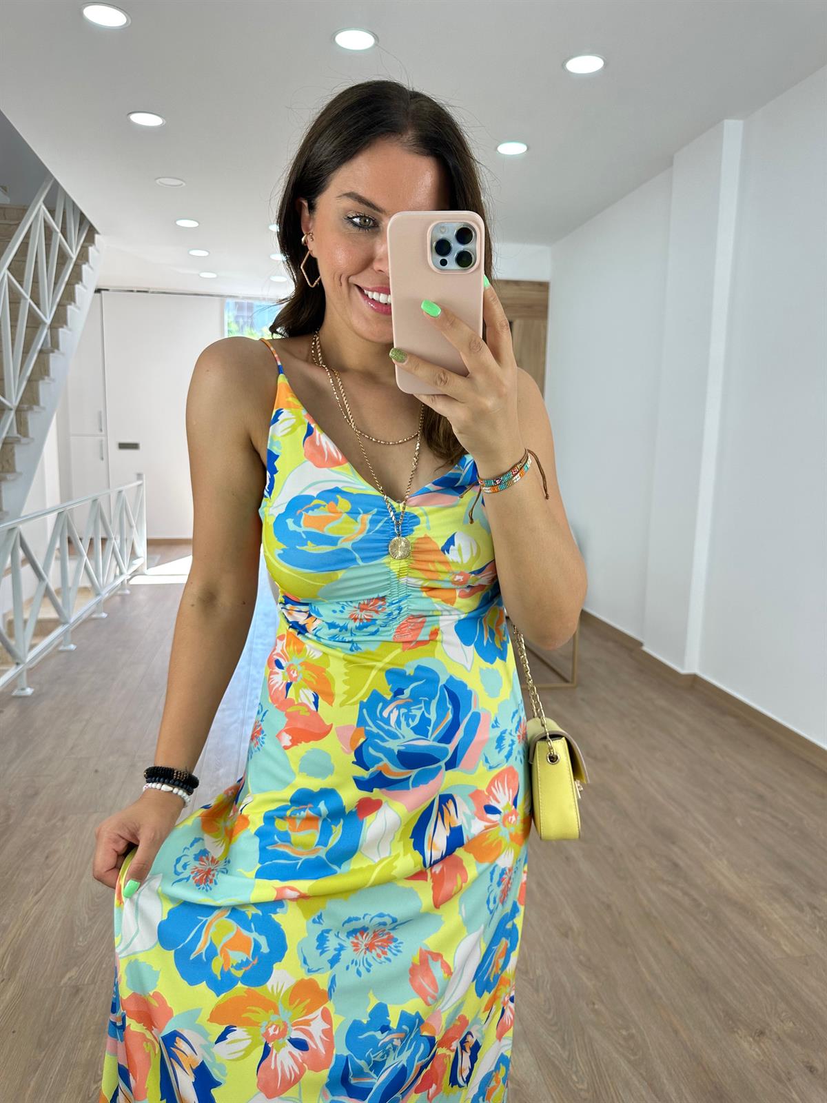 Dilvin Büzgülü Çiçek Desen Elbise