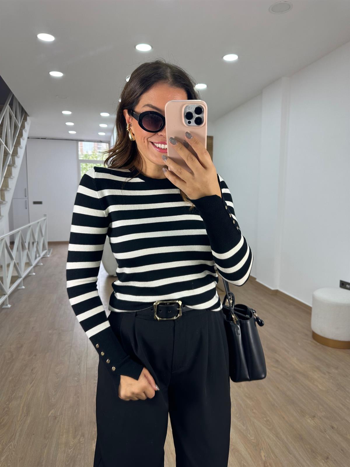 Dilvin Çizgili Kol Ortası Droplu Triko-Siyah