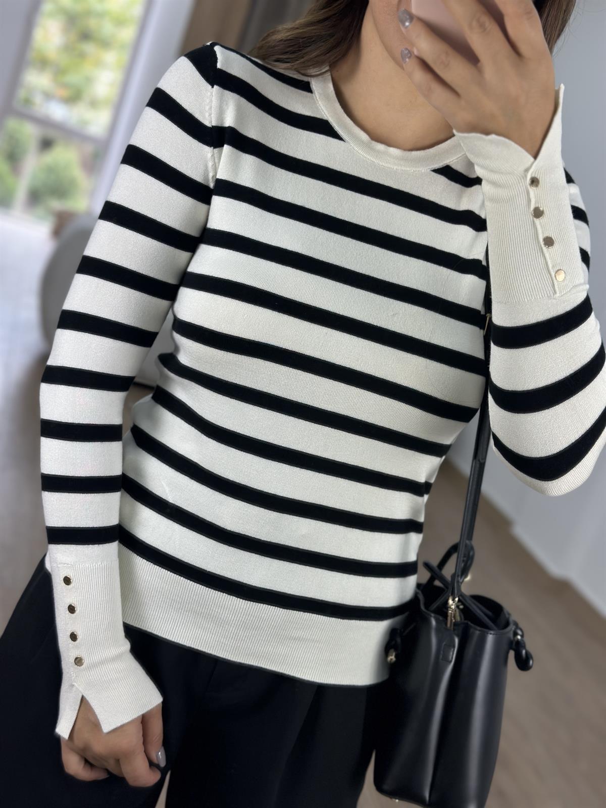 Dilvin Çizgili Kol Ortası Droplu Triko-Krem