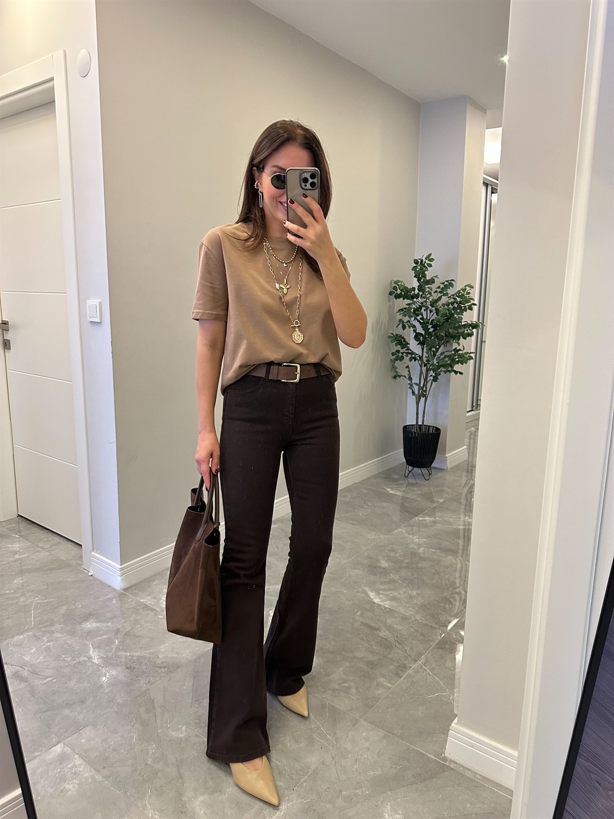 Dilvin Dekoratif Yaka Basic Tshirt - Vizon