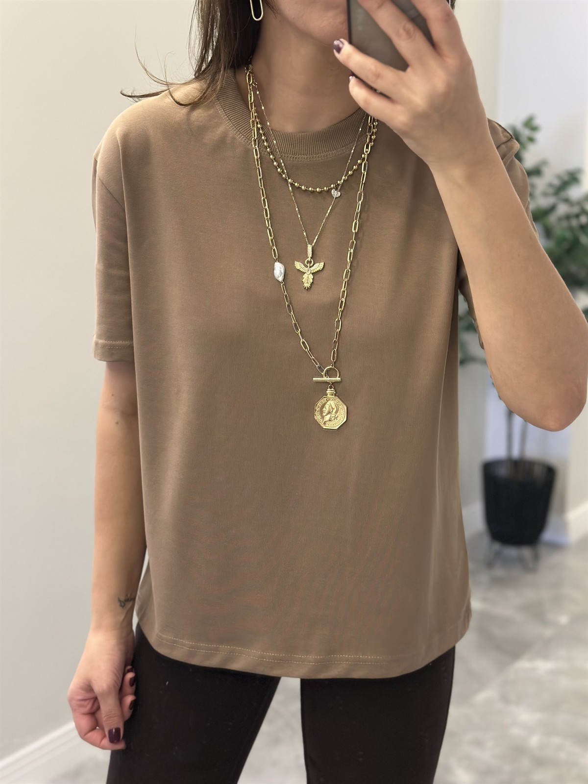 Dilvin Dekoratif Yaka Basic Tshirt - Vizon