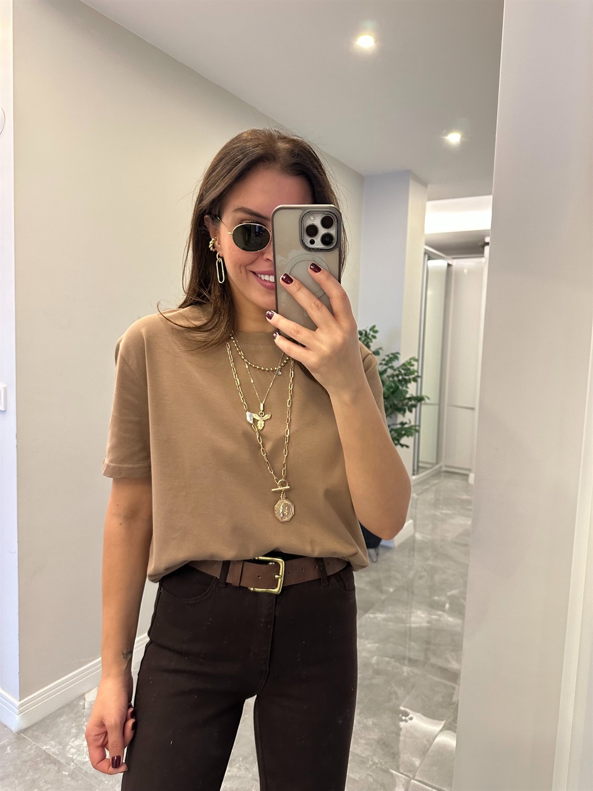 Dilvin Dekoratif Yaka Basic Tshirt - Vizon