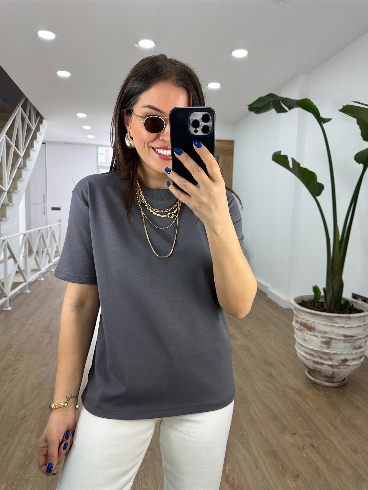Dilvin Dekoratif Yaka Premium Basic Tişört-Gri