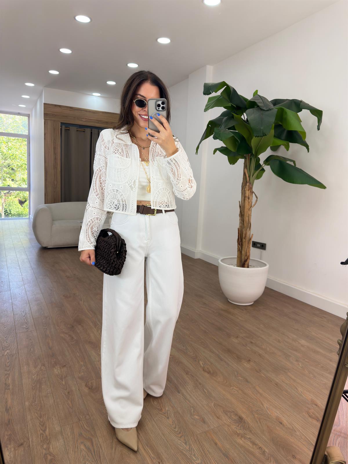 Dilvin Dökümlü Kumaş Geniş Pantolon - Beyaz