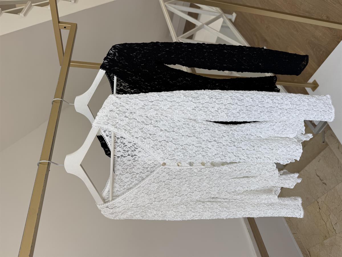 Dilvin Düğmeli Peplum Dantel Hırka - Beyaz