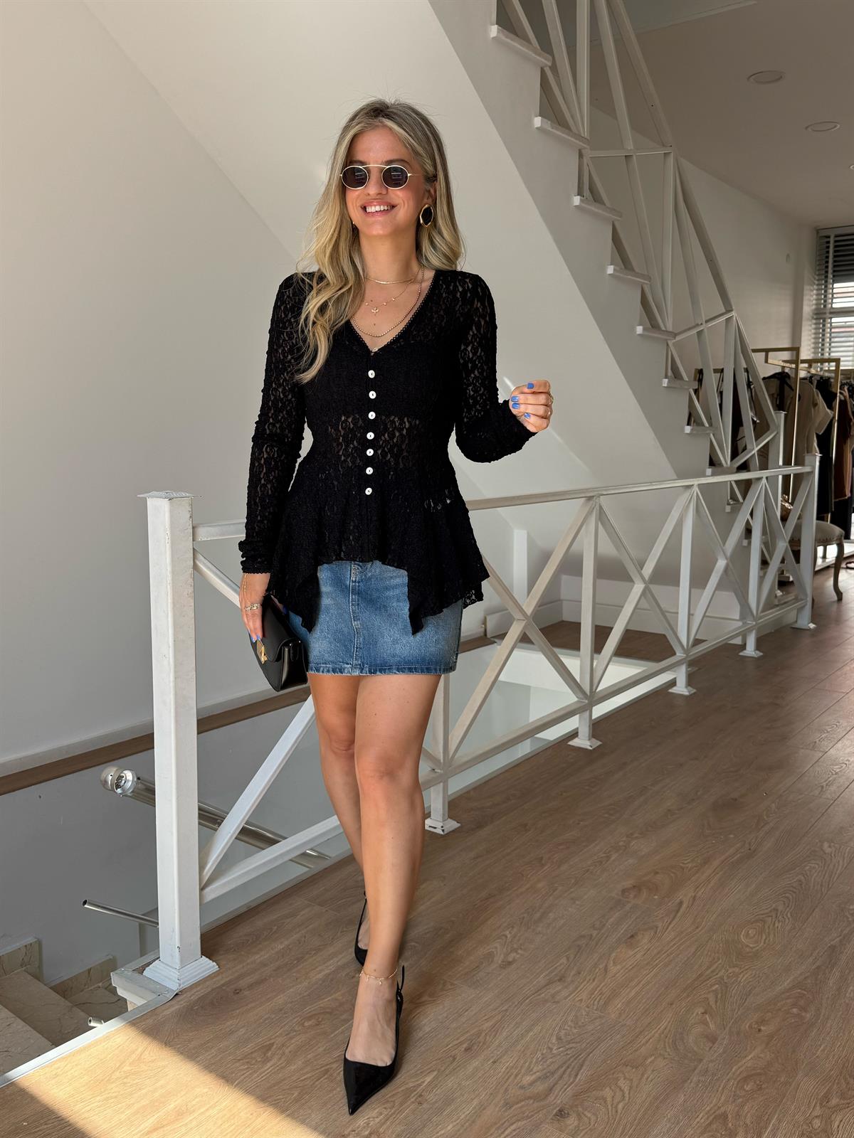 Dilvin Düğmeli Peplum Dantel Hırka - Siyah