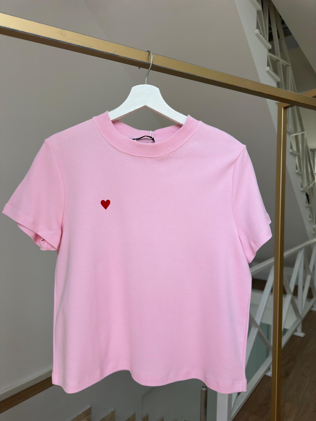 Dilvin Kalp Nakışlı Tişört-Pembe
