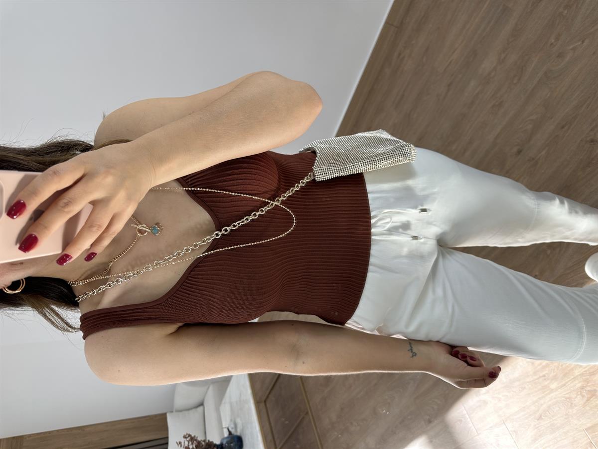 Dilvin Kare Yaka Bluz-Kestane