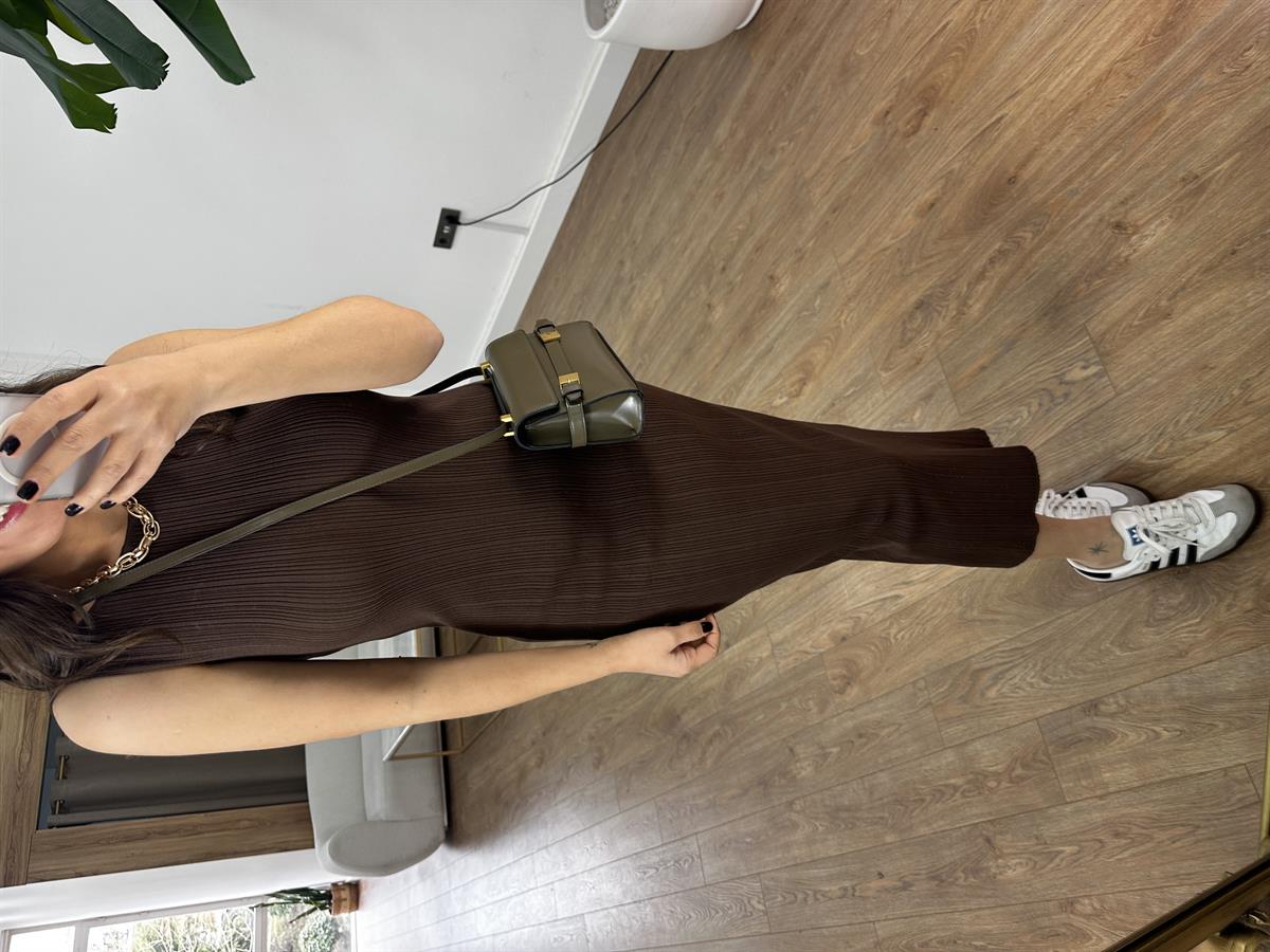 Dilvin Kayık Yaka Fitili Triko Elbise - Kahverengi