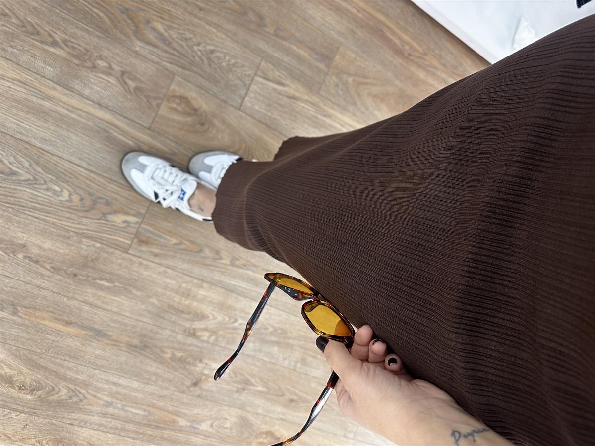 Dilvin Kayık Yaka Fitili Triko Elbise - Kahverengi