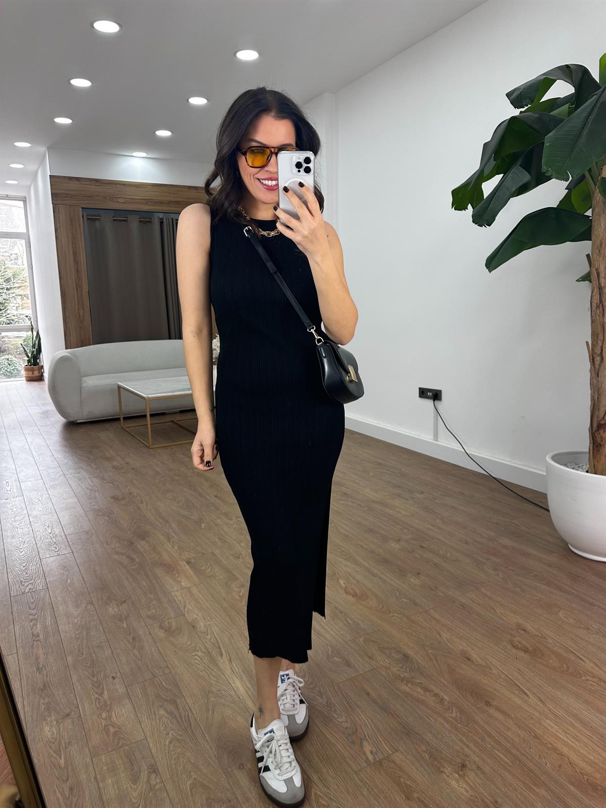 Dilvin Kayık Yaka Fitili Triko Elbise - Siyah