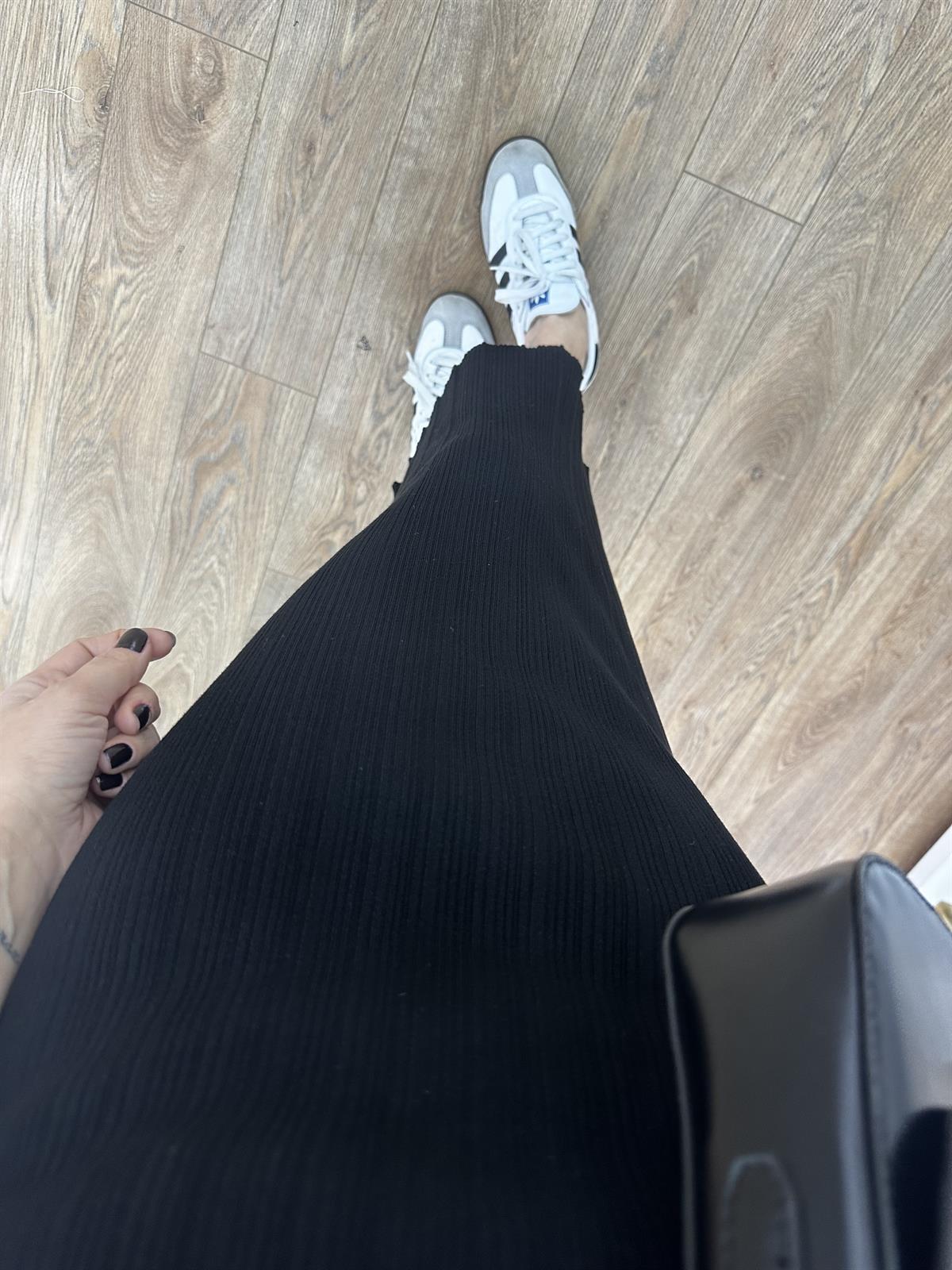 Dilvin Kayık Yaka Fitili Triko Elbise - Siyah