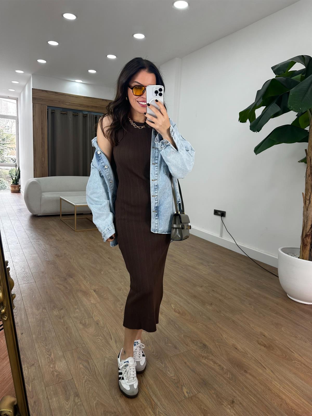 Dilvin Kayık Yaka Fitili Triko Elbise - Kahverengi