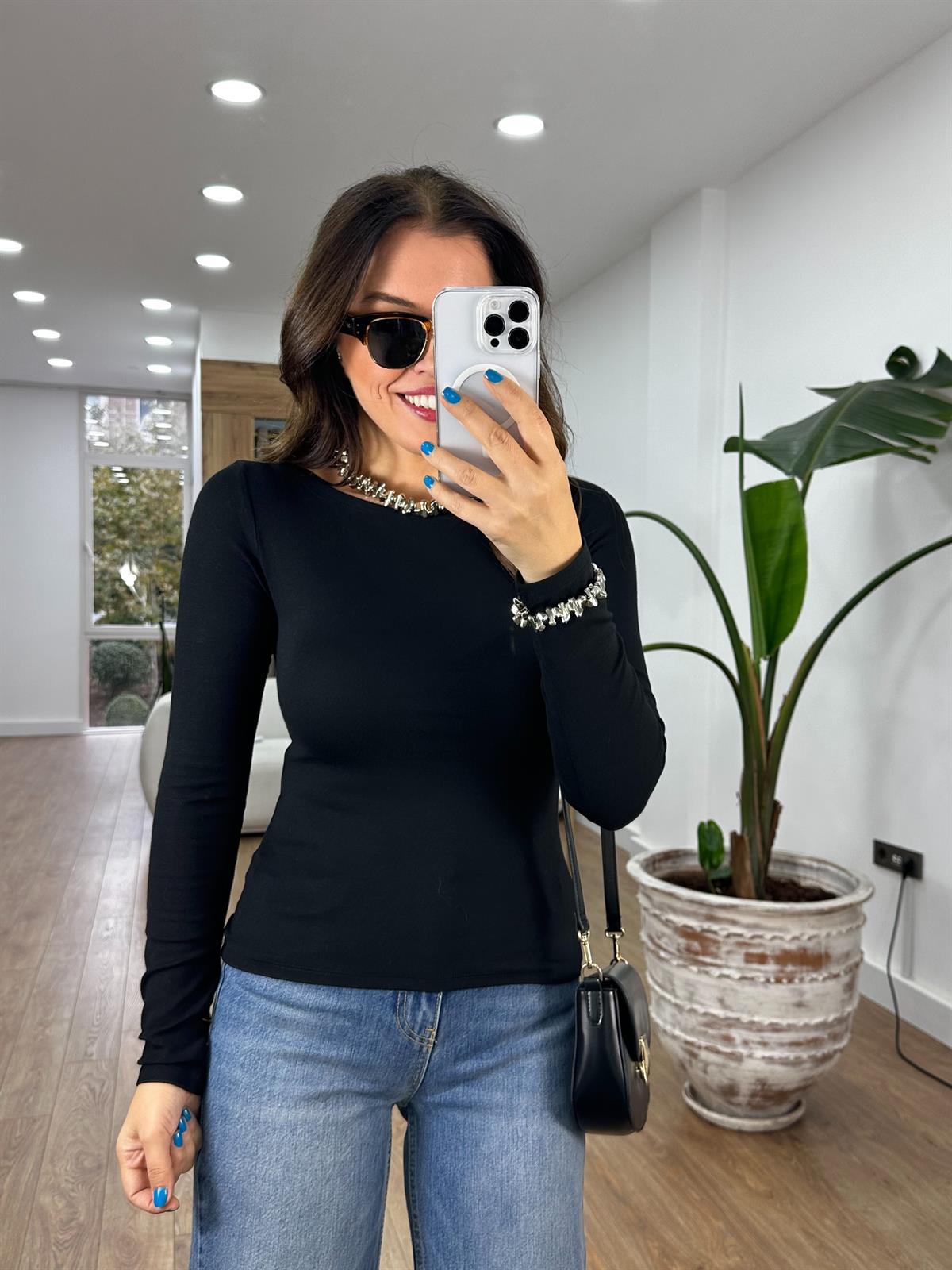 Dilvin Kayık Yaka Uzun Kol Basic - Siyah