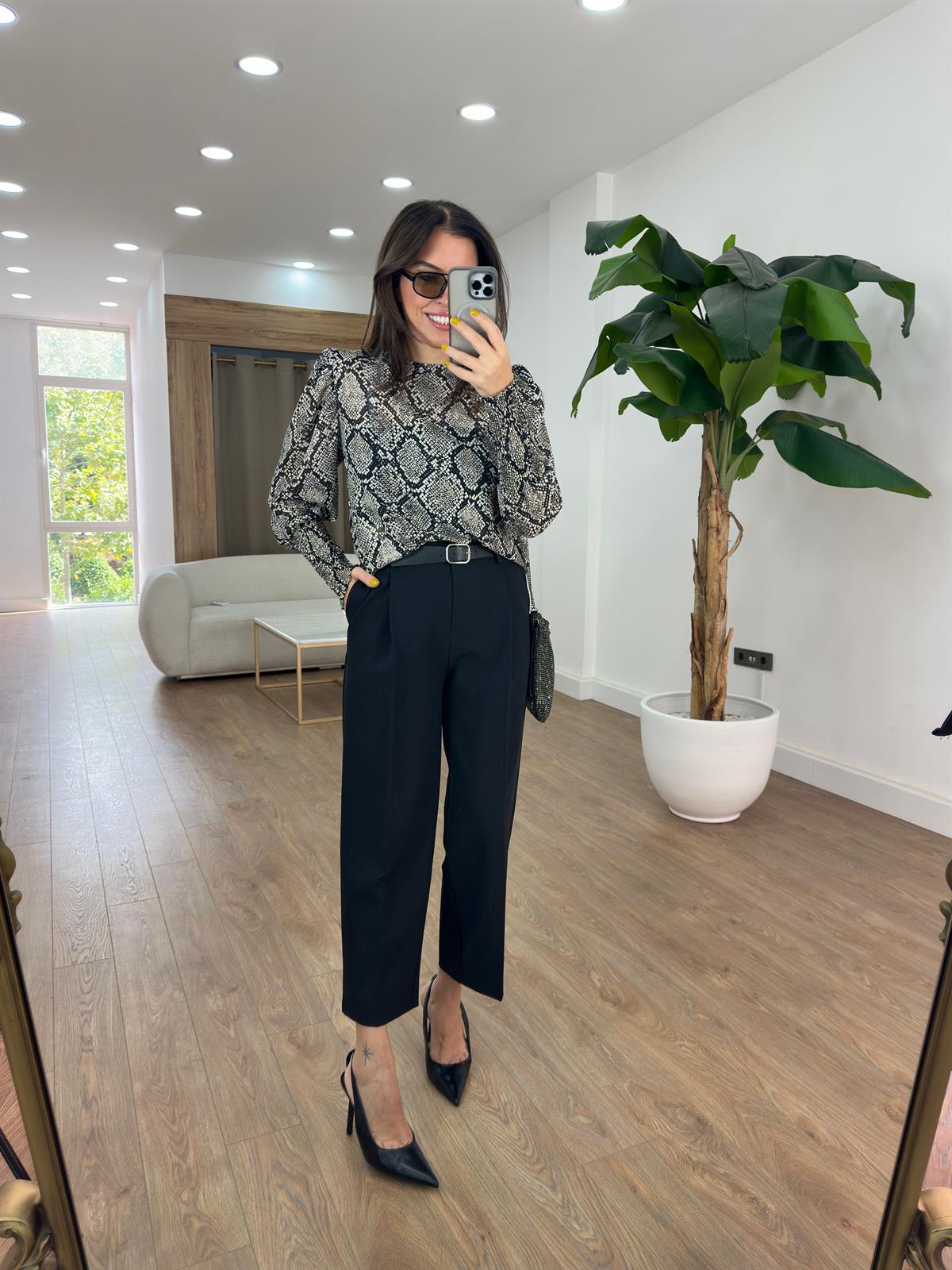 Dilvin Kemerli Pensli Pantolon