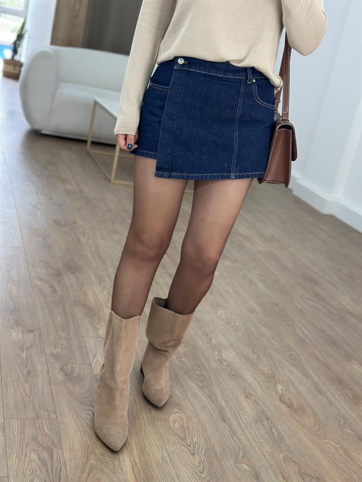 Dilvin Önü Parçalı Şort Etek 