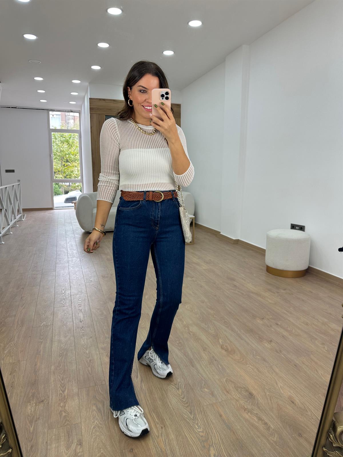 Dilvin Paçası Kesik Straight Jean