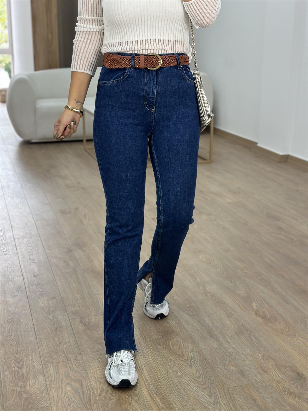 Dilvin Paçası Kesik Straight Jean