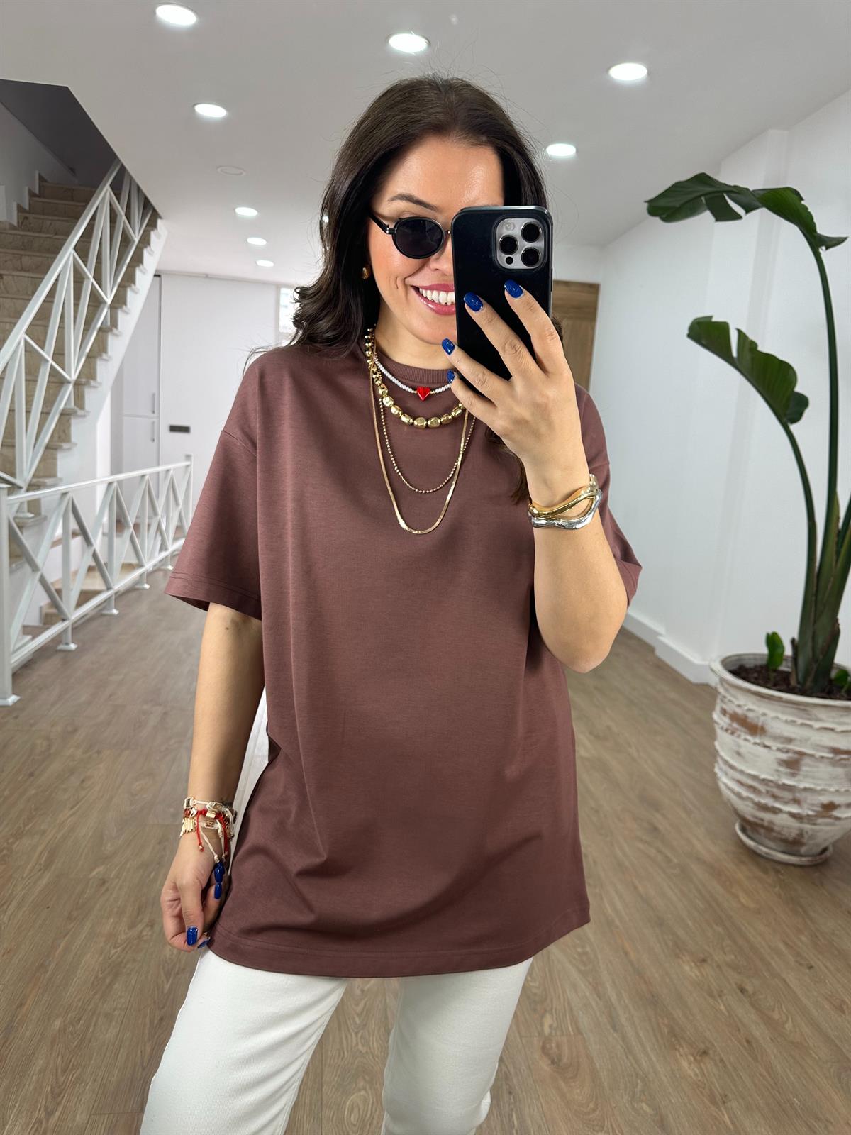 Dilvin Pamuklu Oversize Tişört-Kahverengi