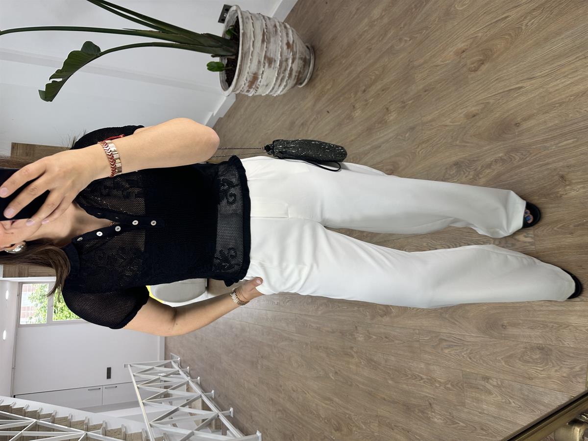 Dilvin Polo Yaka Ajurlu Düğmeli Triko-Siyah