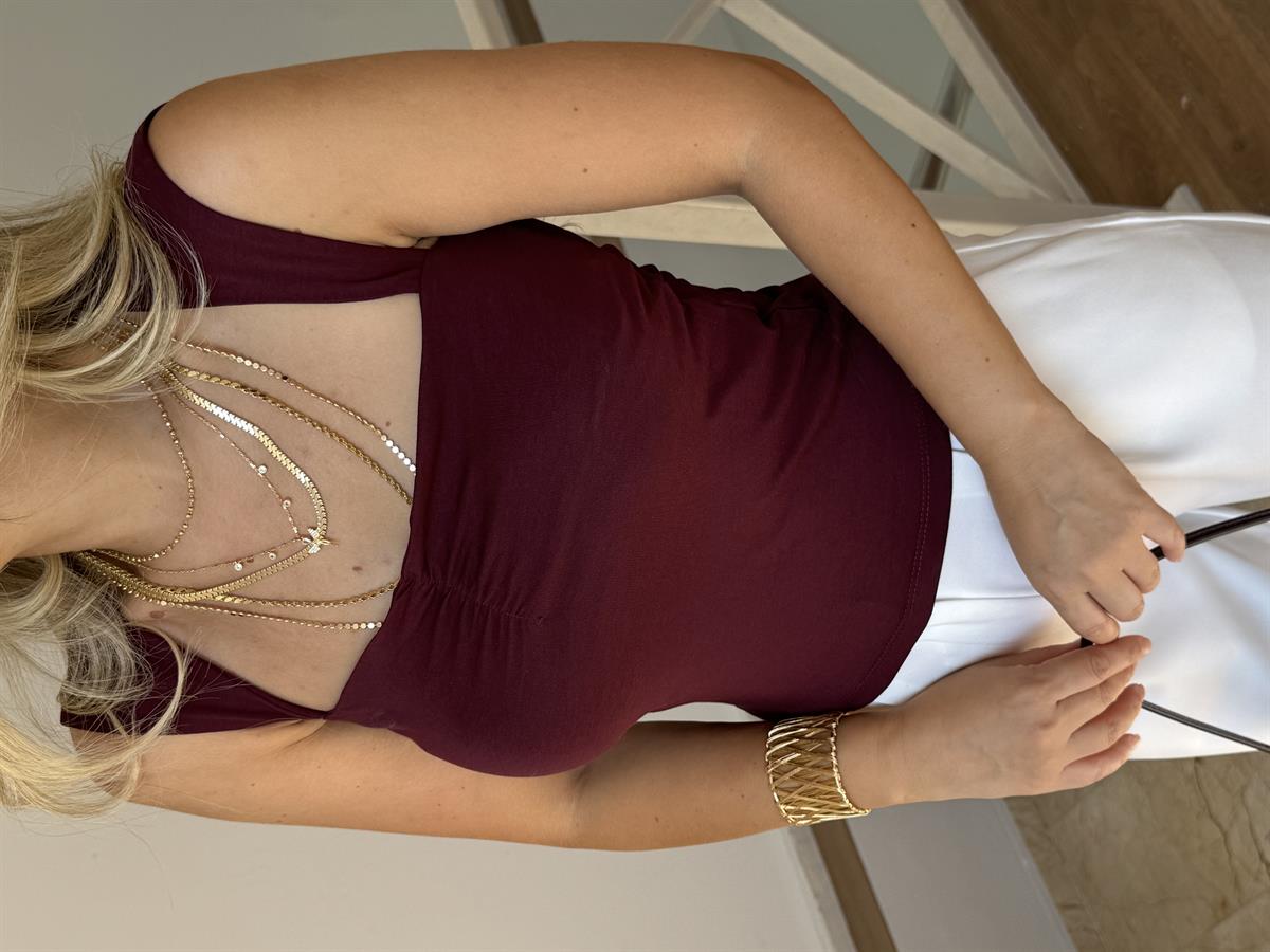 Dilvin Sırt Detaylı Top 