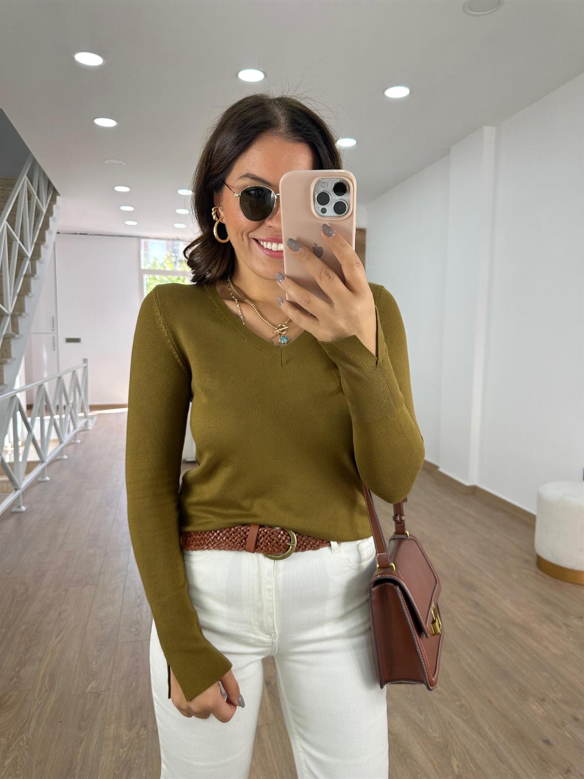 Dilvin V Yaka Kolu Yırtmaçlı Triko-Haki-