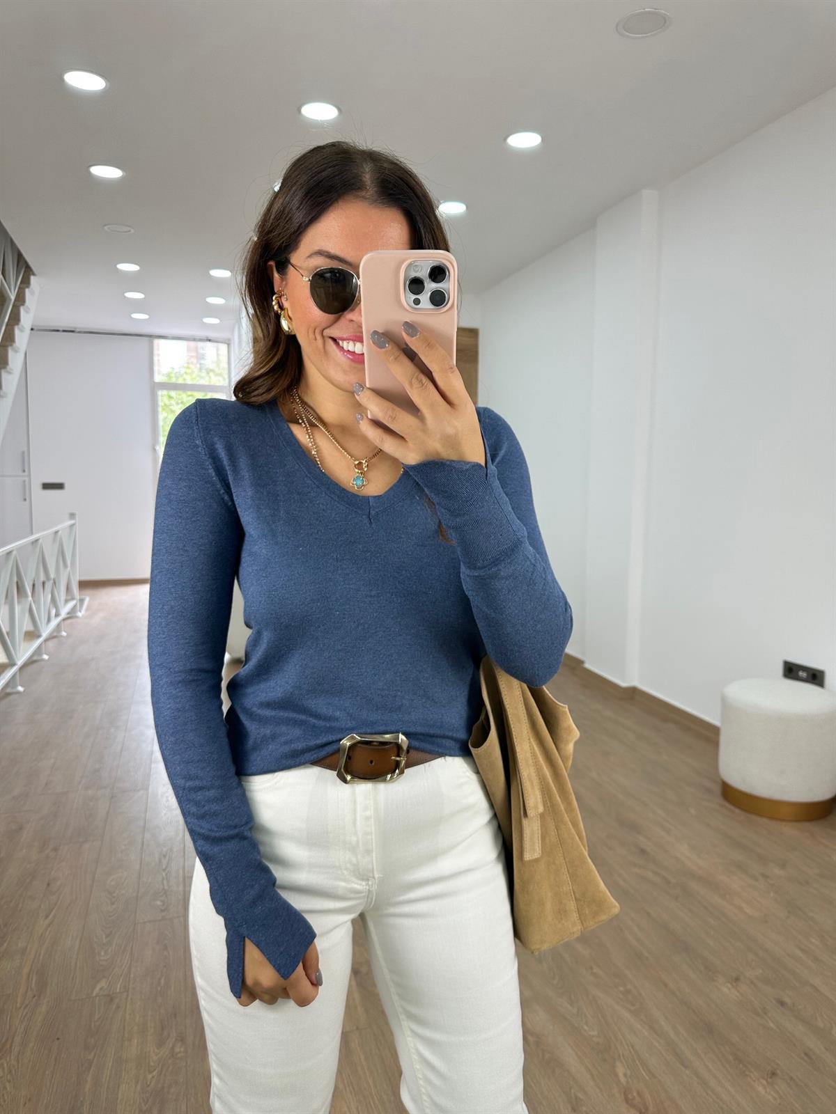 Dilvin V Yaka Kolu Yırtmaçlı Triko-İndigo