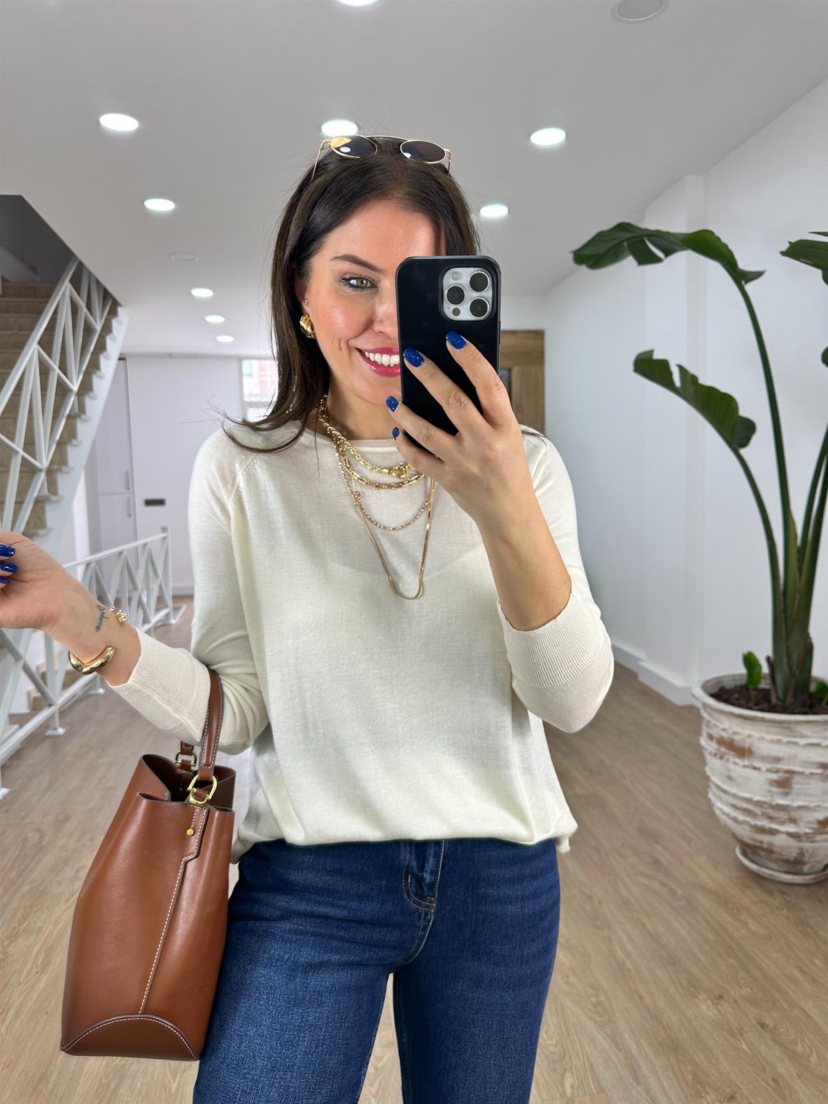 Dilvin Yanı Yırtmaçlı İnce Triko-Ekru