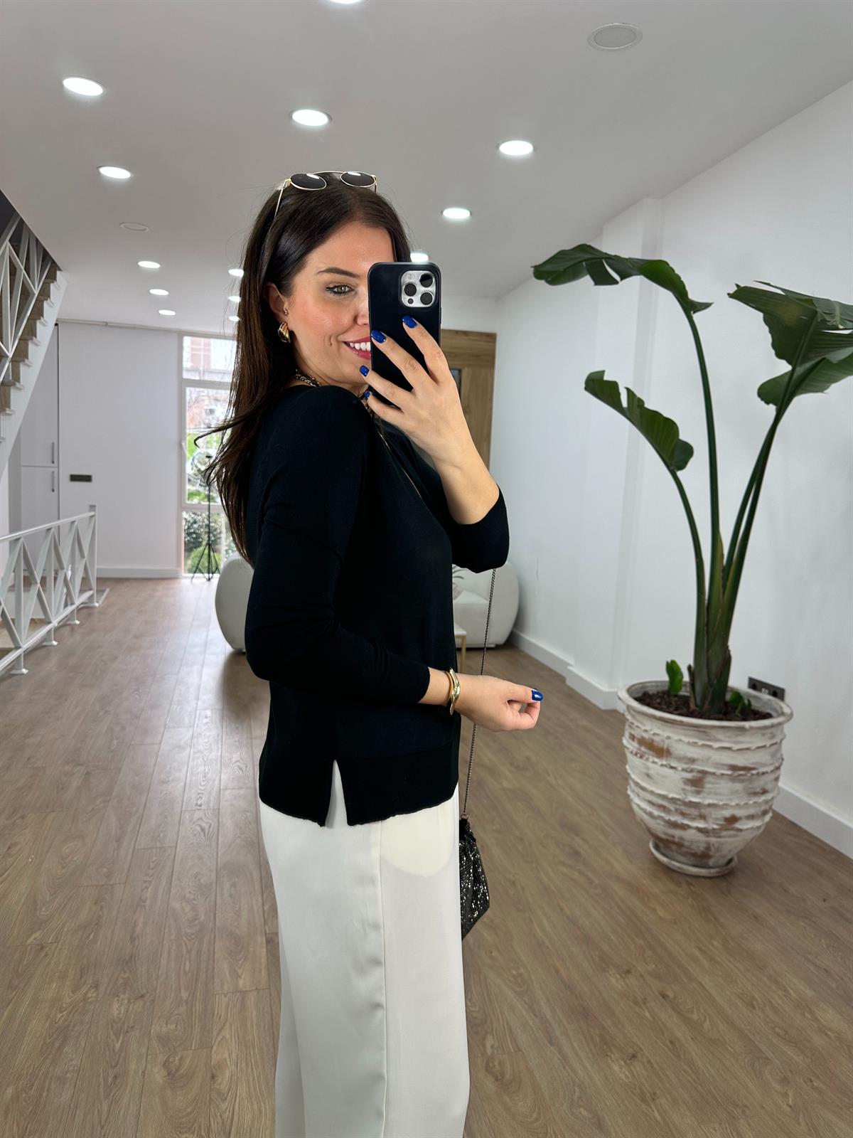 Dilvin Yanı Yırtmaçlı İnce Triko-Siyah