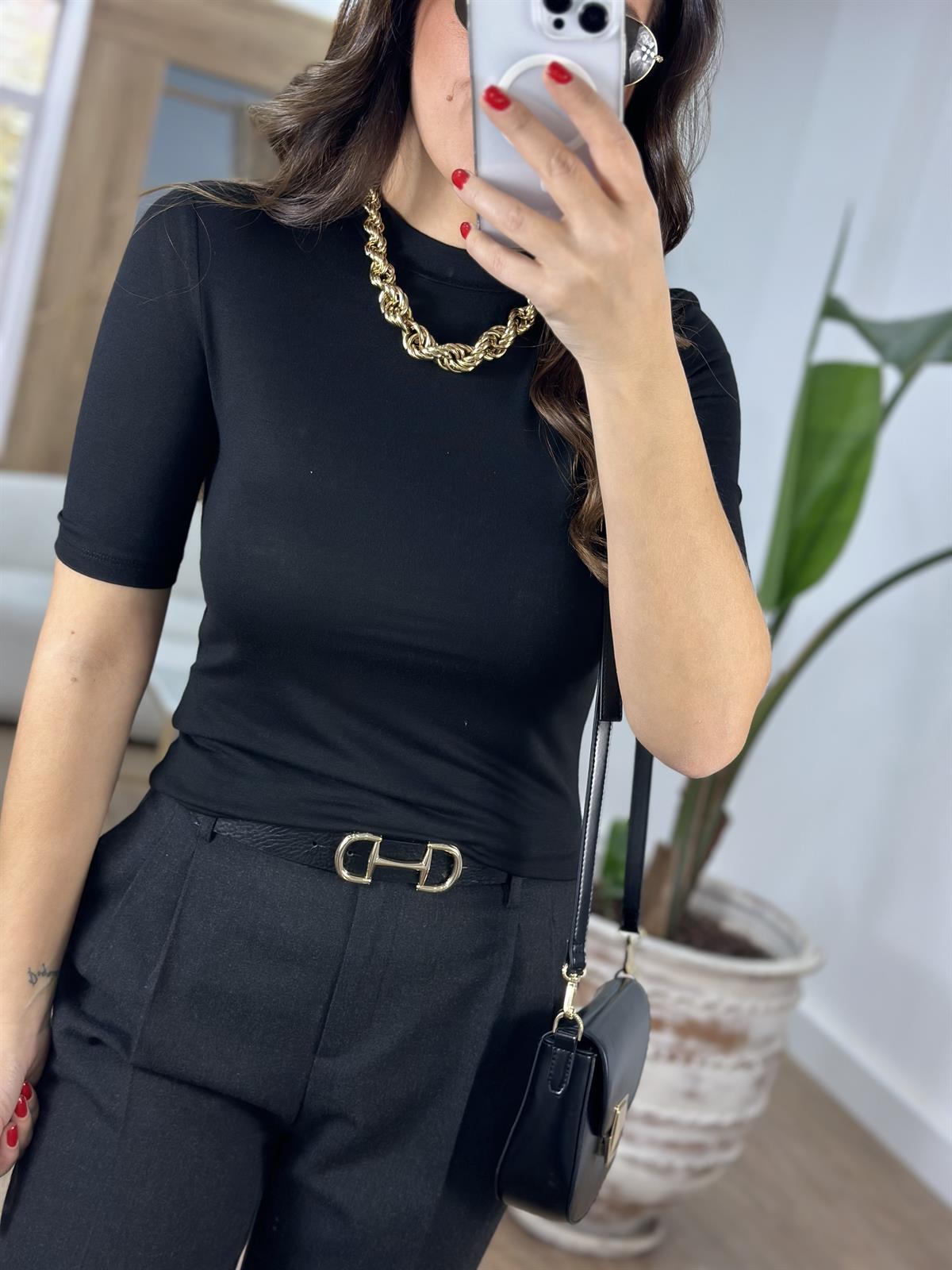 Dilvin Yüksek Yakalı Tshirt - Siyah