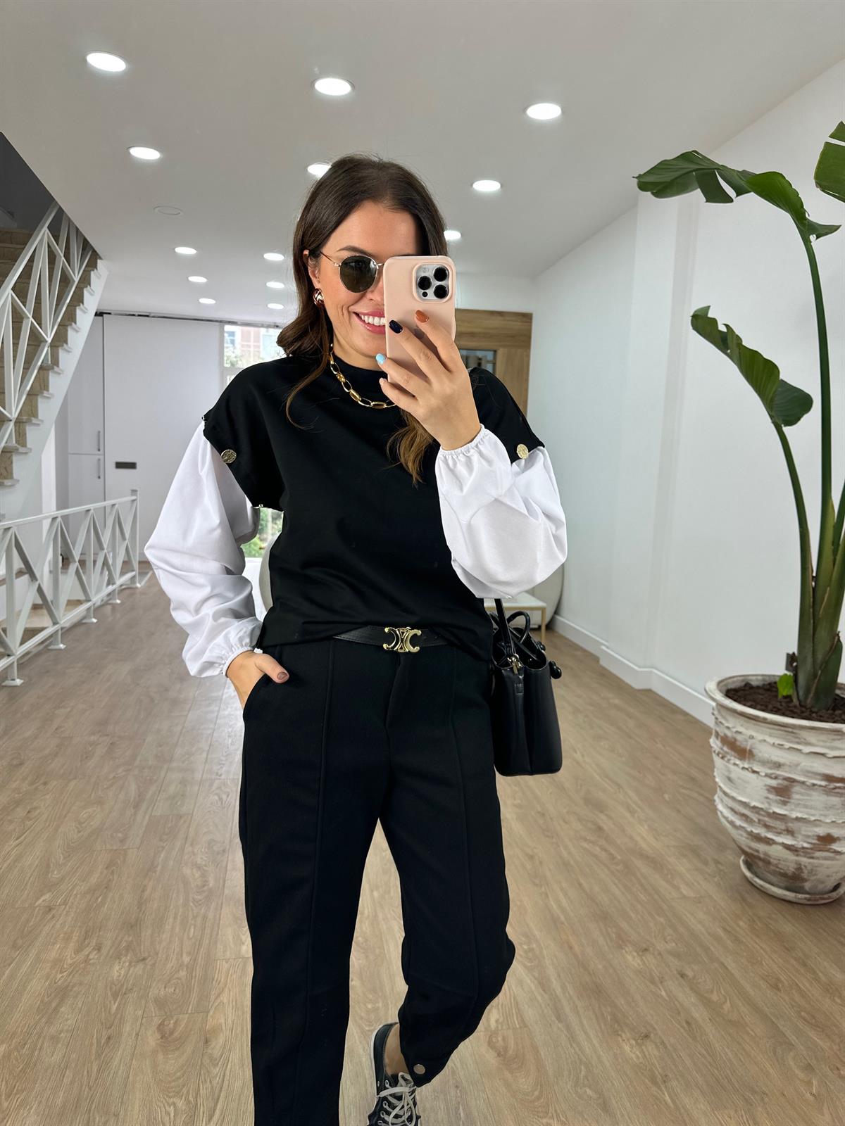 Düğme Detaylı Sweatshirt-Siyah