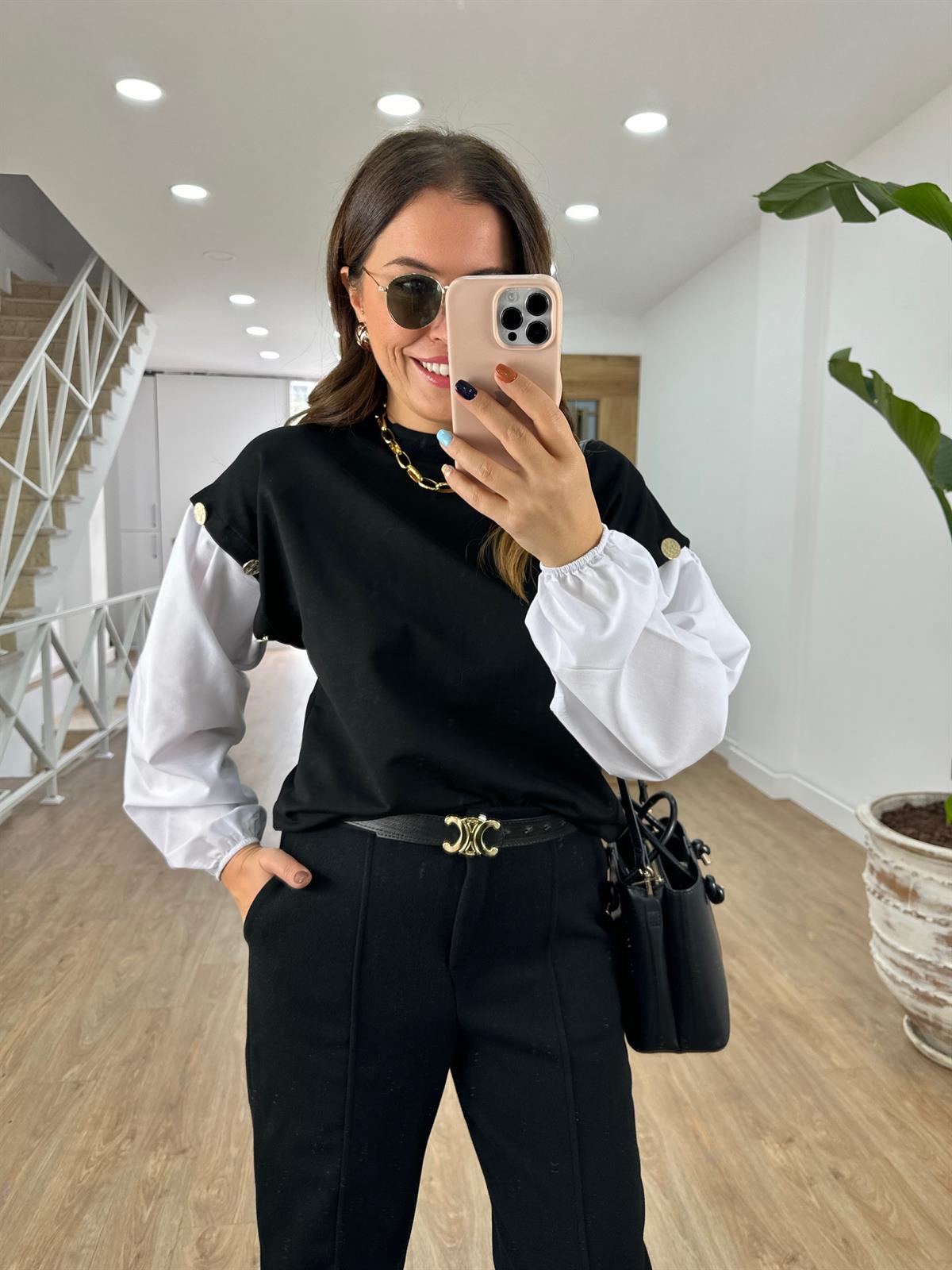 Düğme Detaylı Sweatshirt-Siyah