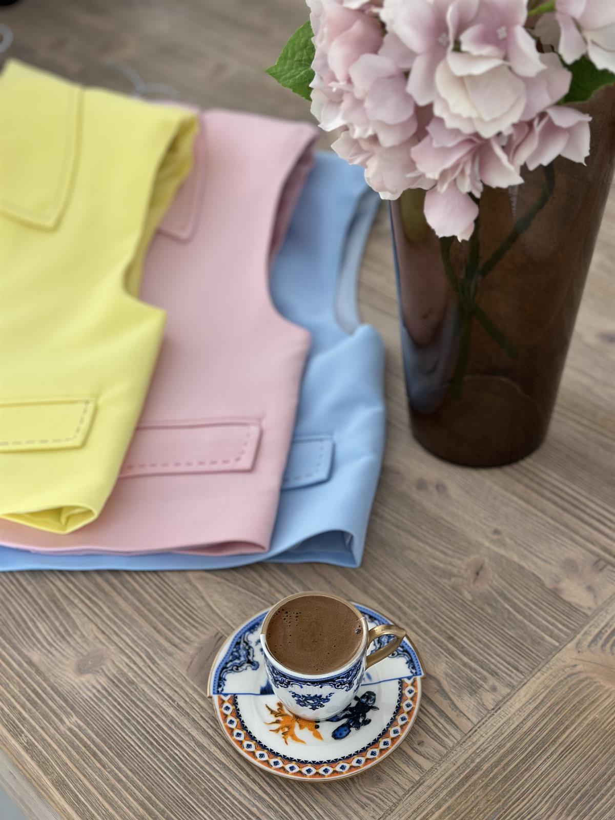 Düğmeli Kısa Yelek - Mavi