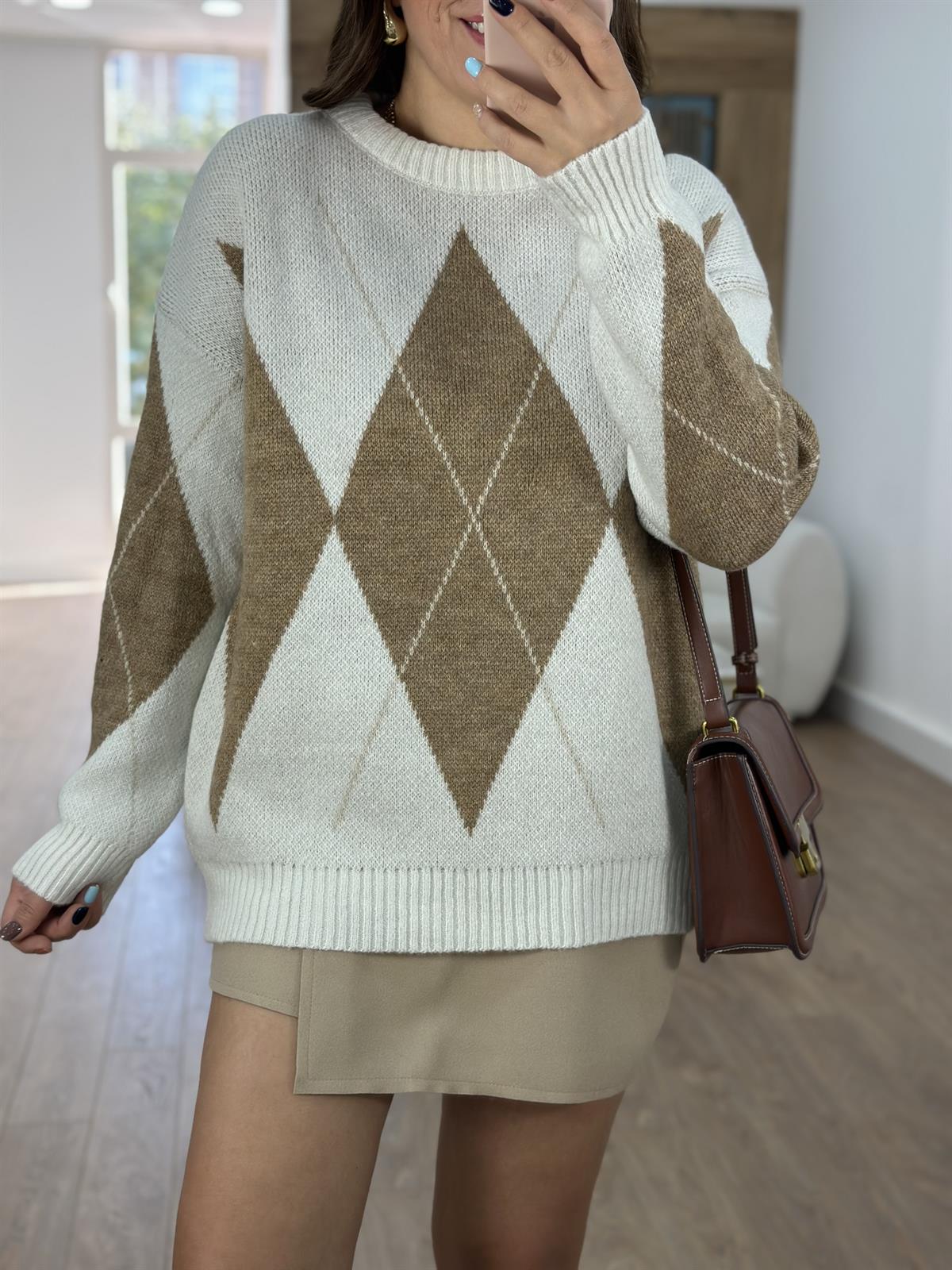 Ekru Camel Baklava Desenli Kazak